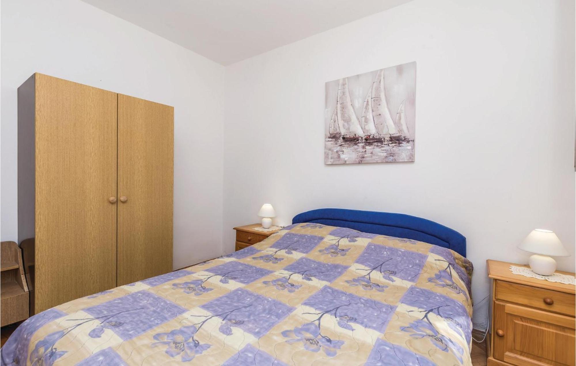 Stunning Apartment In Barbat-Rab With Wifi Barbat na Rabu Exterior photo