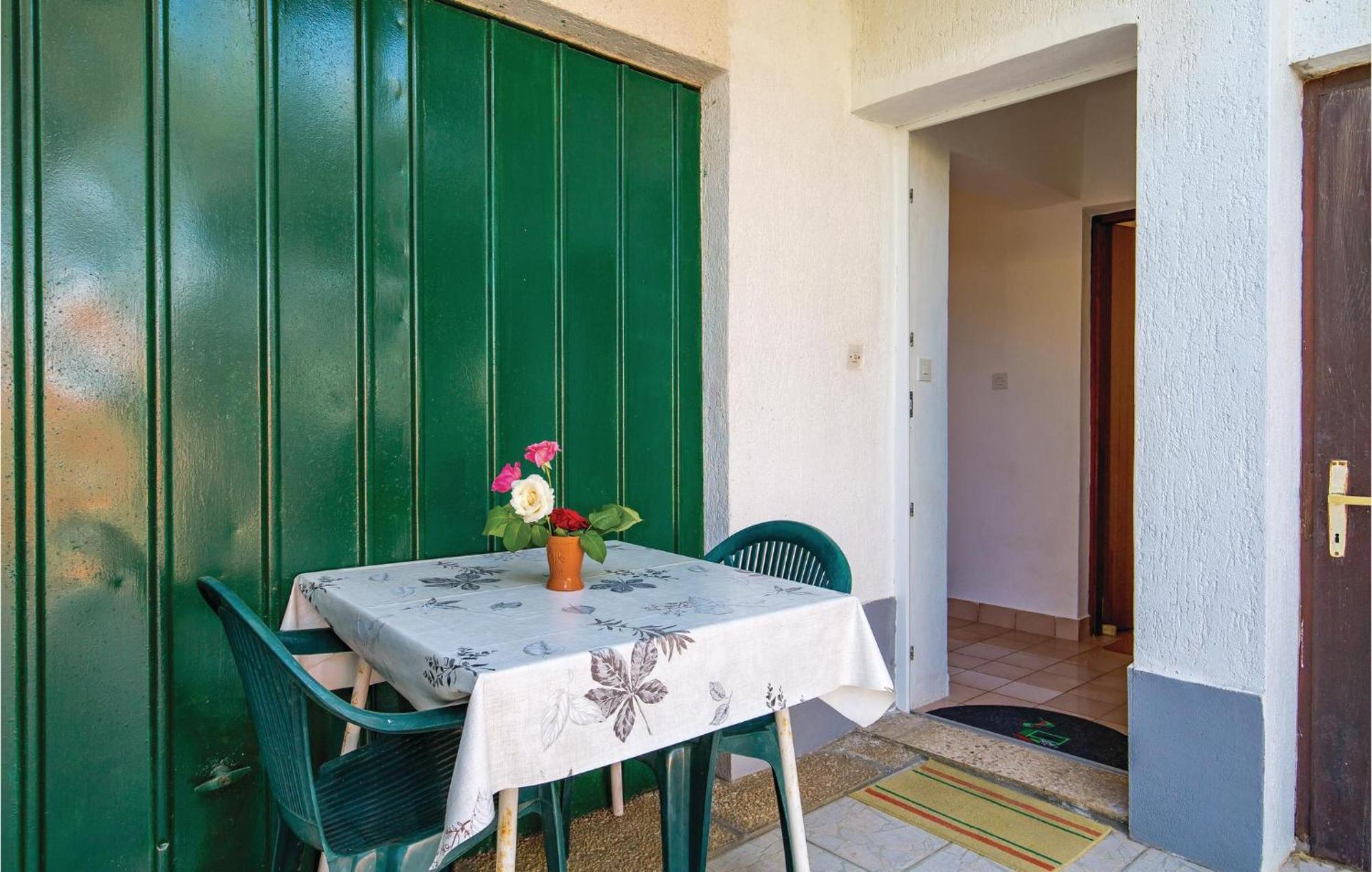 Stunning Apartment In Barbat-Rab With Wifi Barbat na Rabu Exterior photo